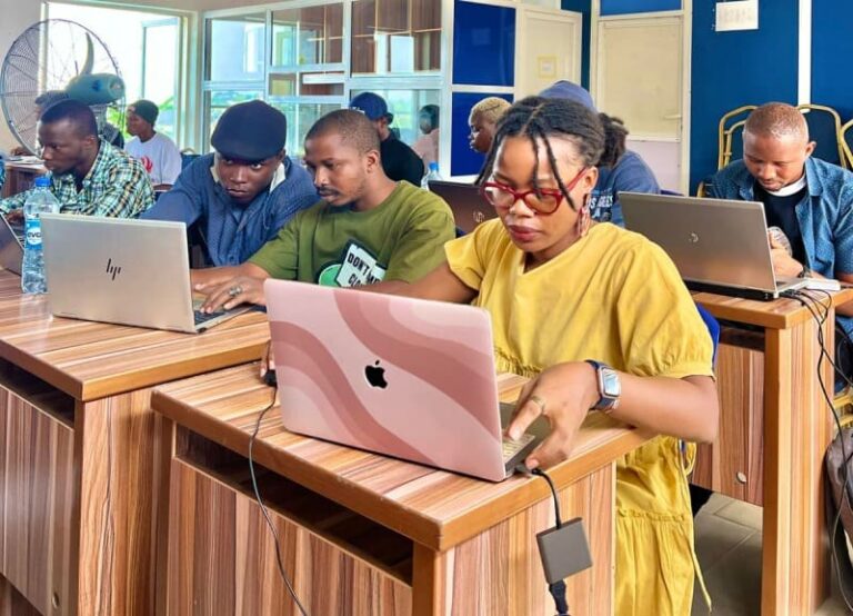 Startup Innovation Hub Business Catalyst Incubation Program 2025
